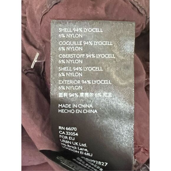 Anthropologie Women's Black and Purple jacquard Button Fly Joggers Size‎ XS - Picture 10 of 10